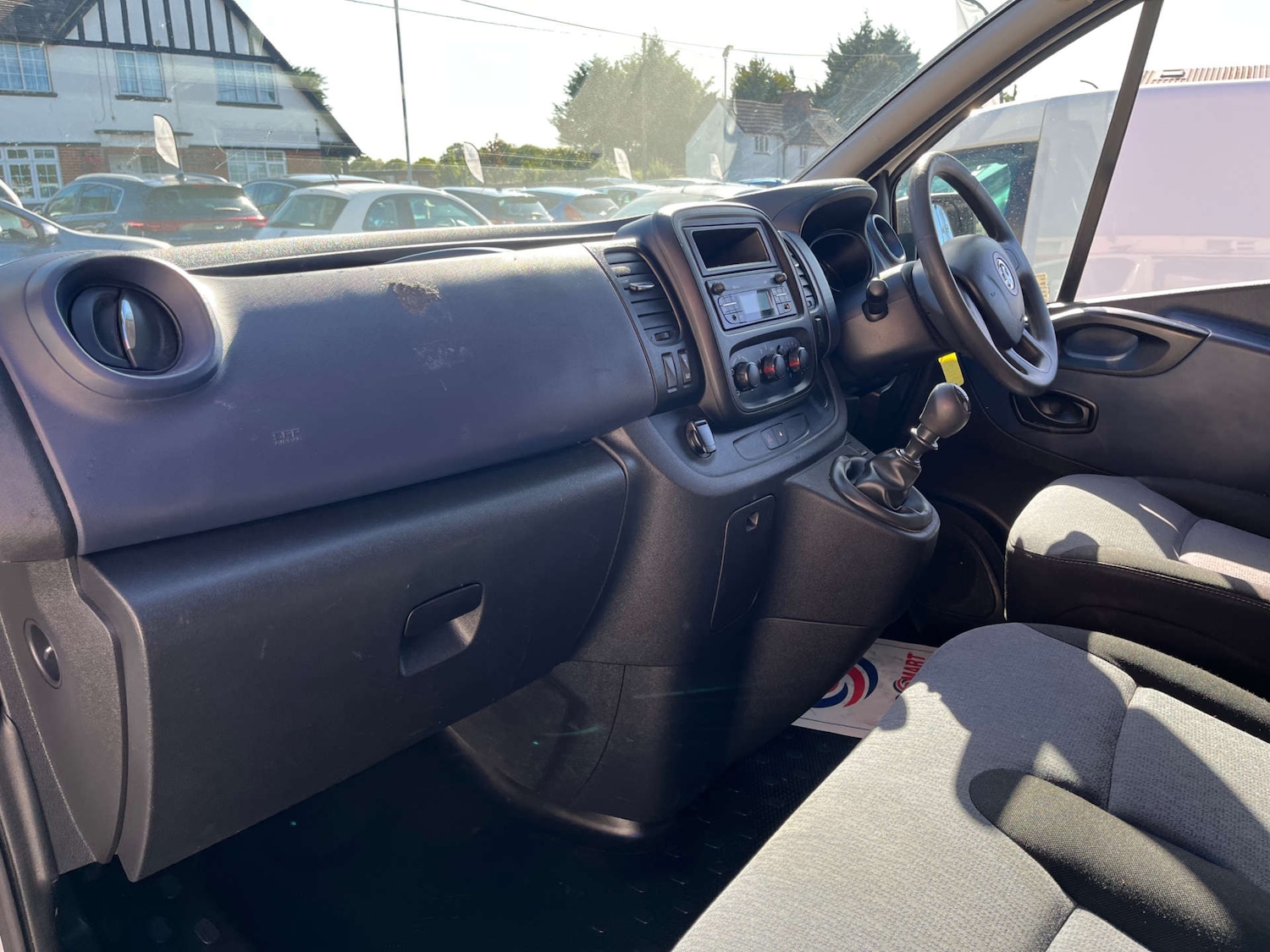 Used Vauxhall Vivaro 2015 for sale - 77678651: Photo 25