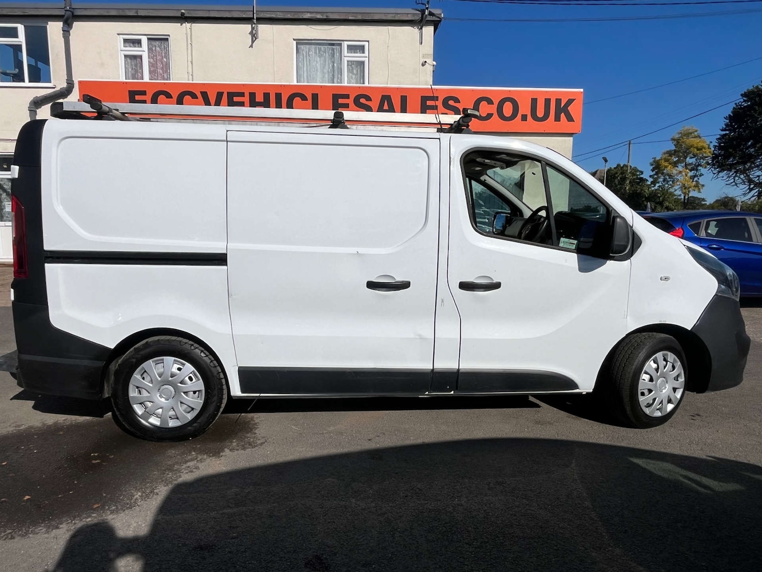 Used Vauxhall Vivaro 2015 for sale - 77678651: Photo 7