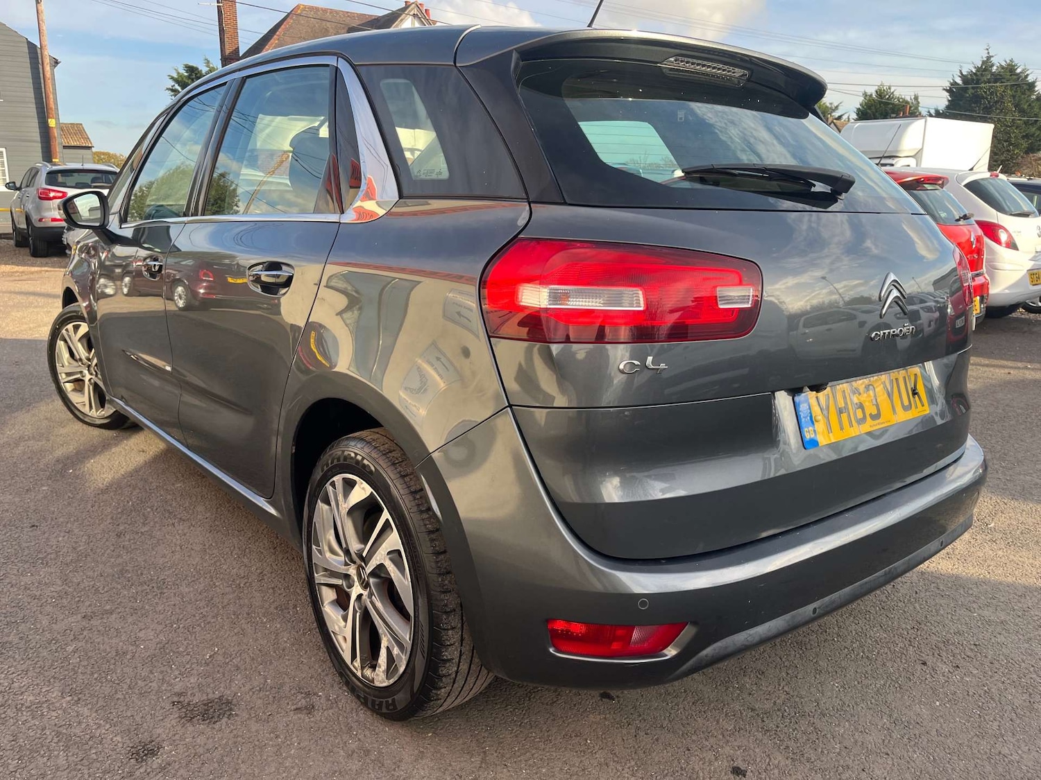 Used Citroen C4 Picasso 2013 for sale - 76567763: Photo 10