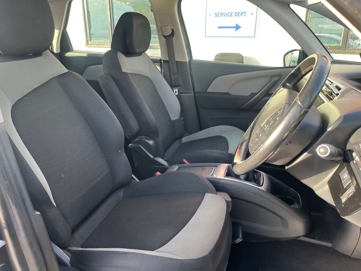 Used Citroen C4 Picasso 2013 for sale - 76567763: Photo 17