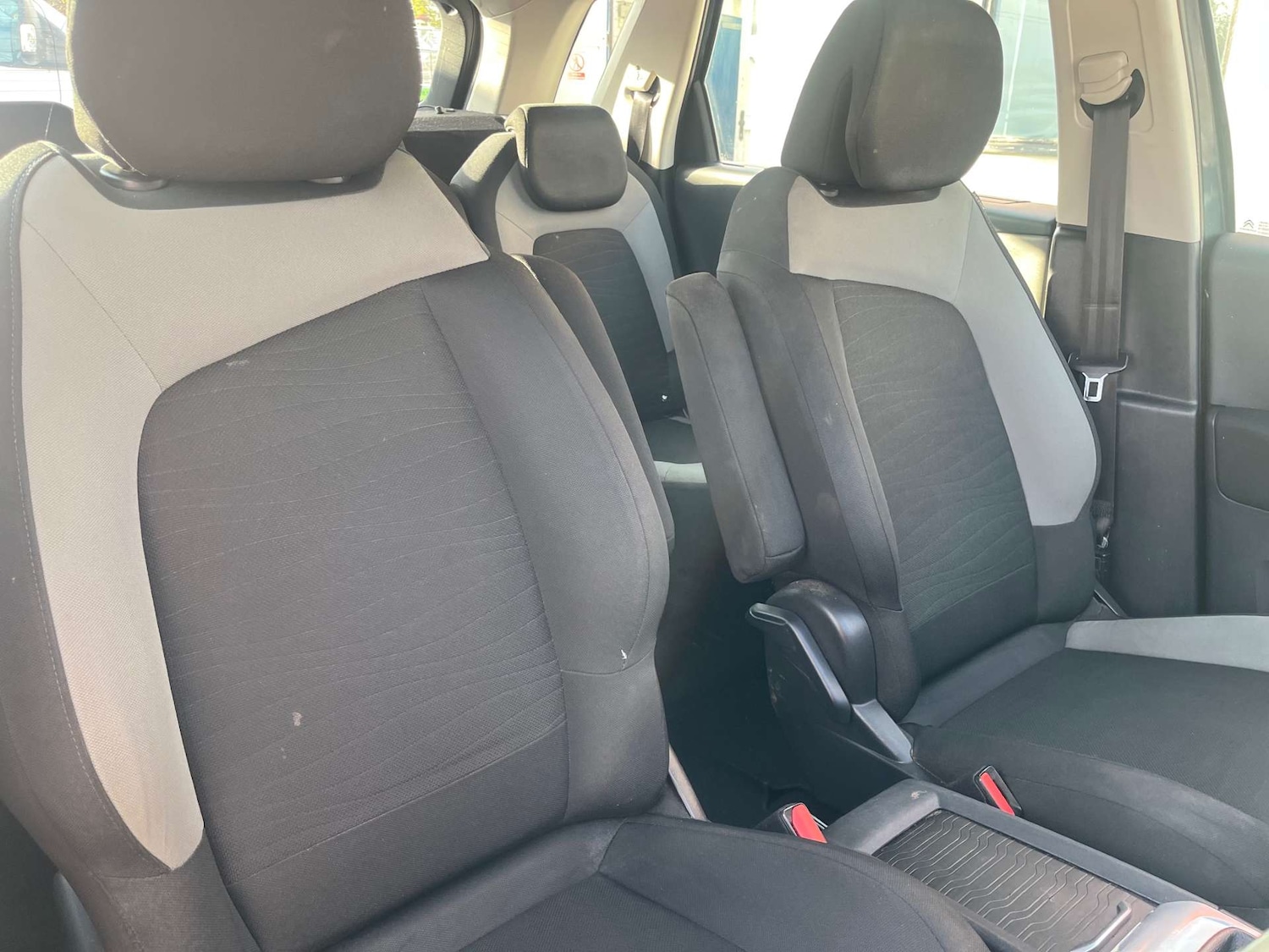 Used Citroen C4 Picasso 2013 for sale - 76567763: Photo 28