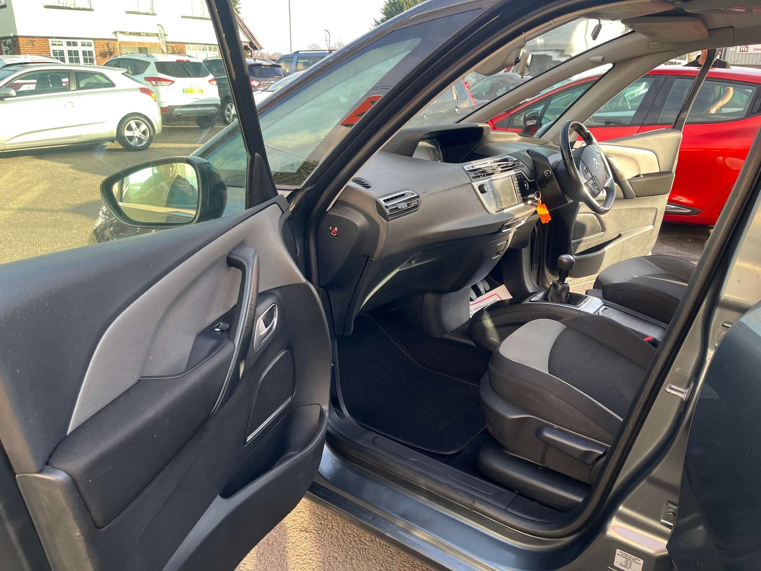 Used Citroen C4 Picasso 2013 for sale - 76567763: Photo 40