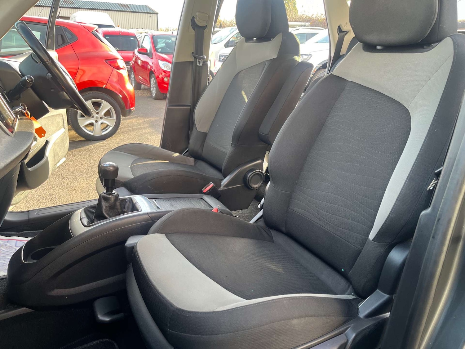 Used Citroen C4 Picasso 2013 for sale - 76567763: Photo 41