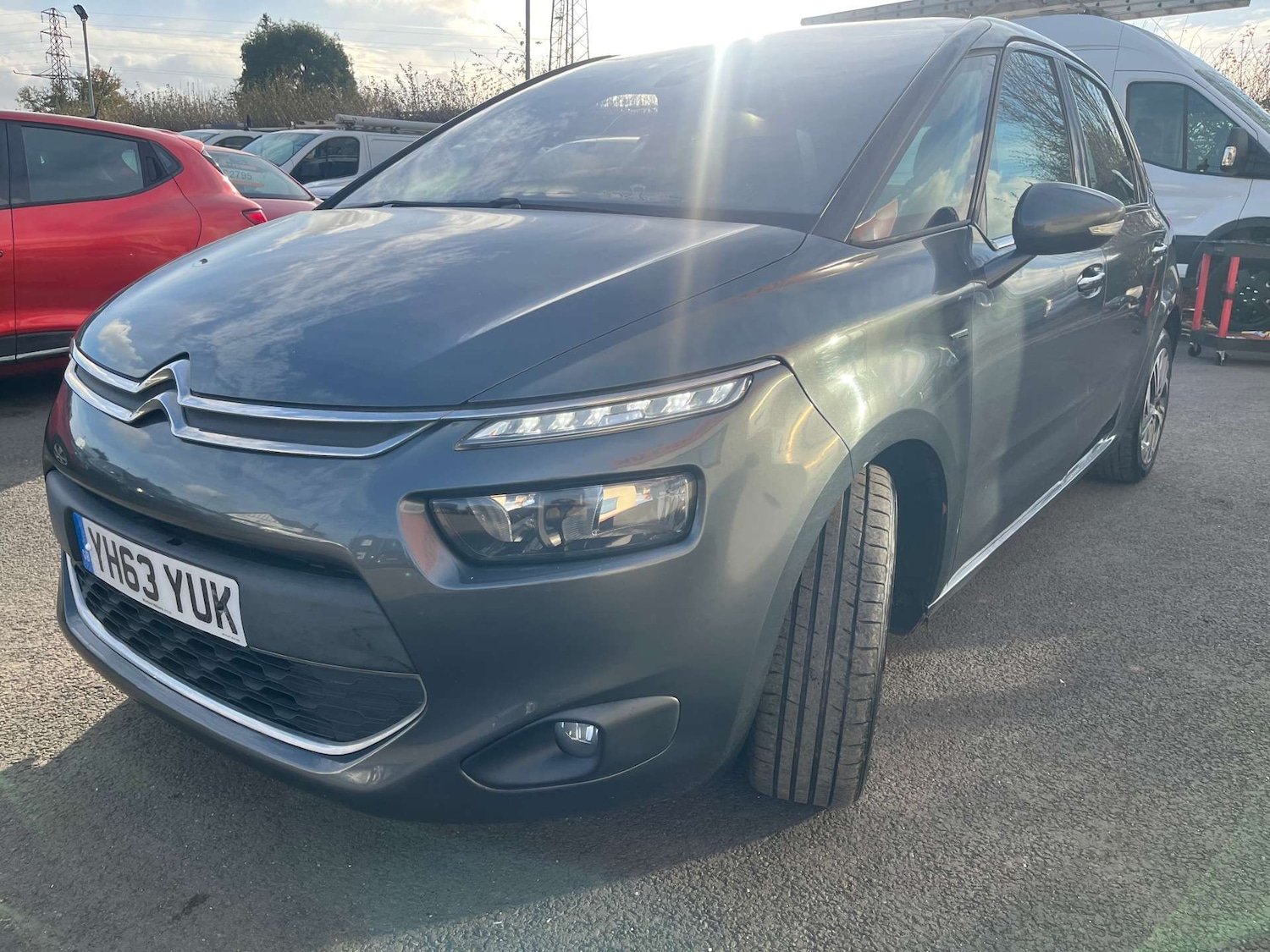 Used Citroen C4 Picasso 2013 for sale - 76567763: Photo 6