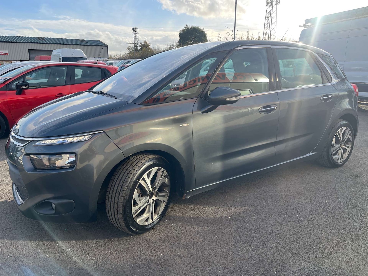 Used Citroen C4 Picasso 2013 for sale - 76567763: Photo 7