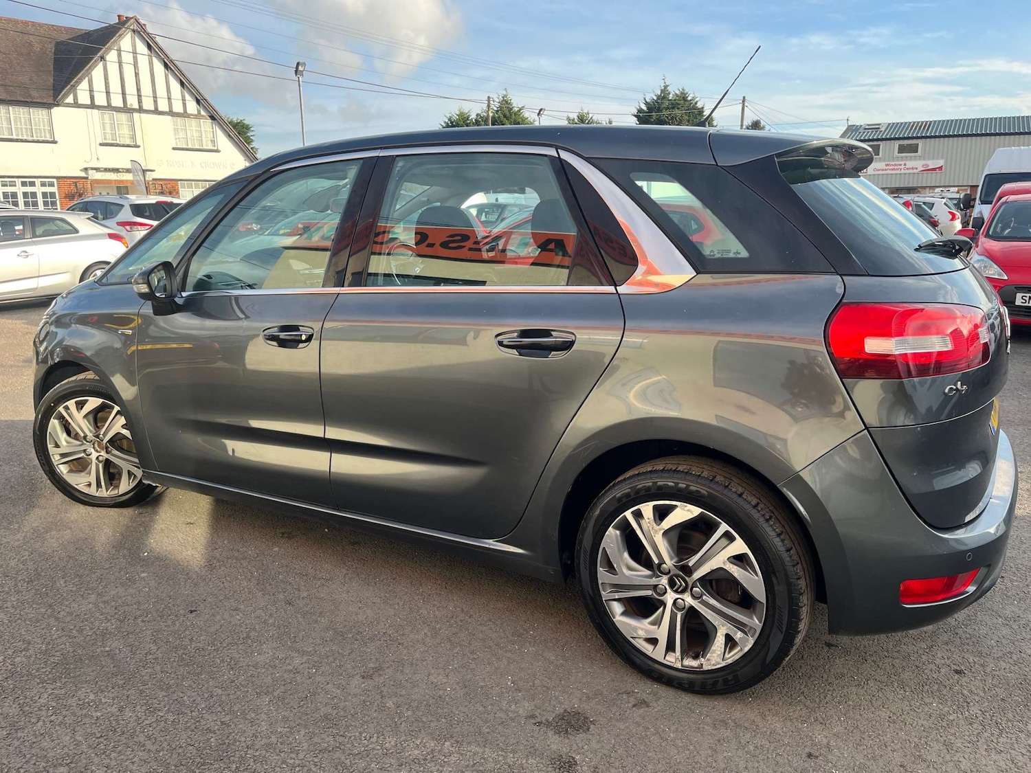 Used Citroen C4 Picasso 2013 for sale - 76567763: Photo 9