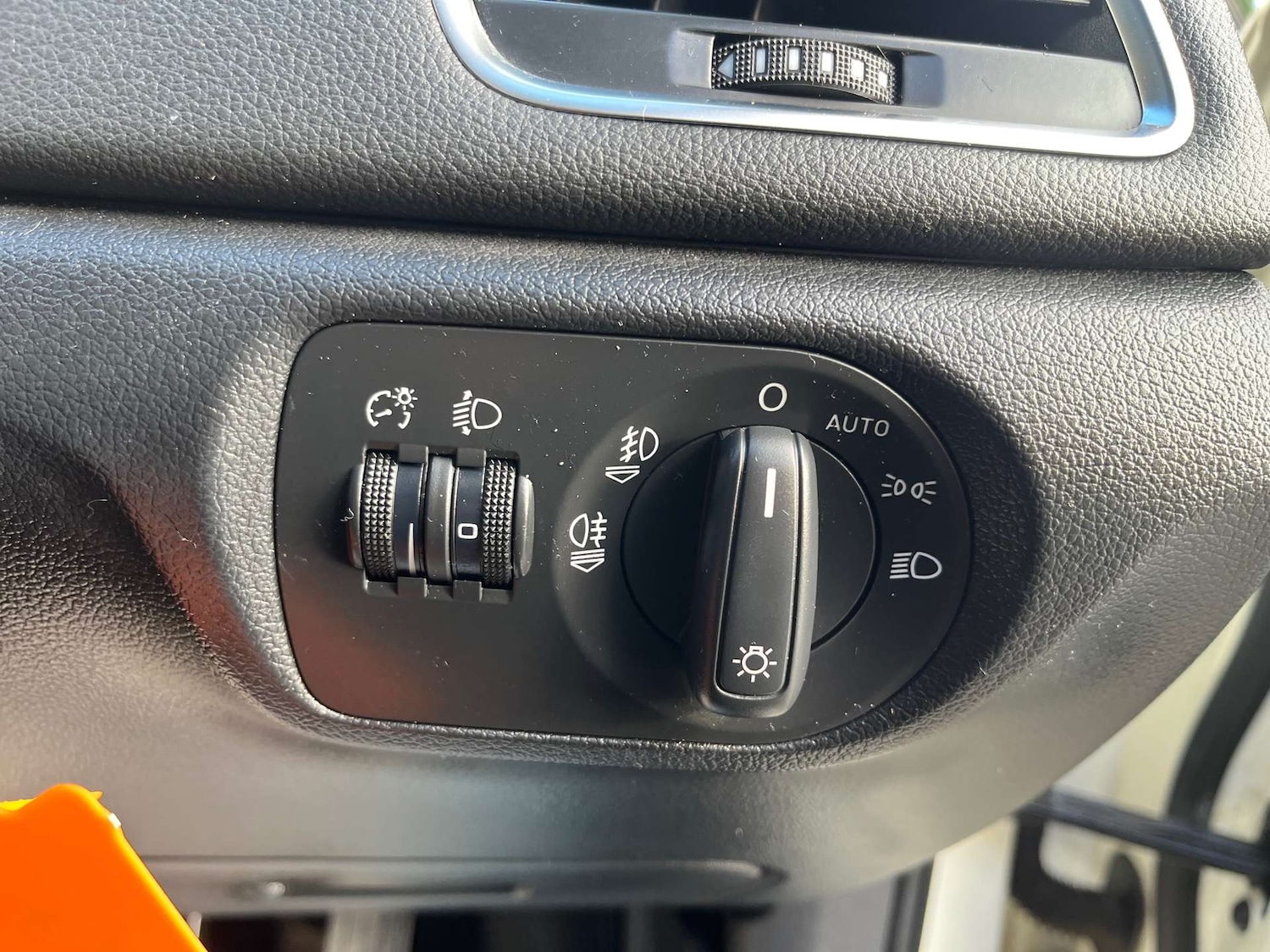 Used Audi Q3 2012 for sale - 76363969: Photo 19