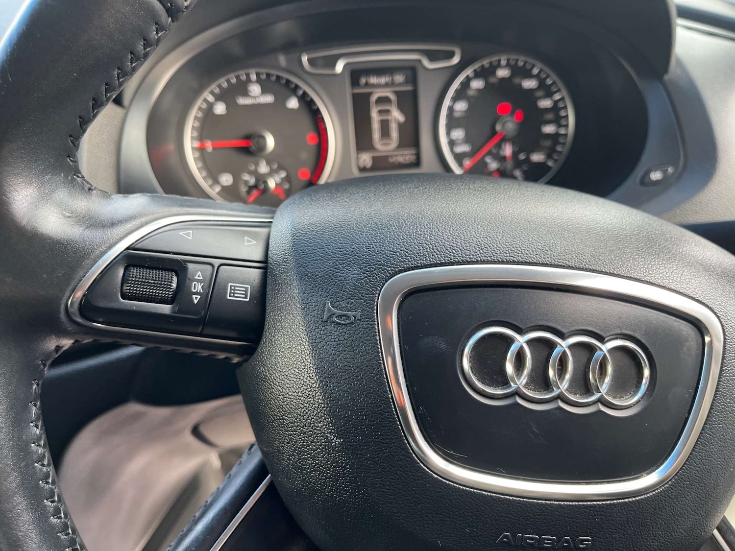 Used Audi Q3 2012 for sale - 76363969: Photo 21