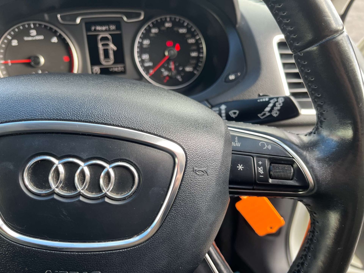 Used Audi Q3 2012 for sale - 76363969: Photo 22