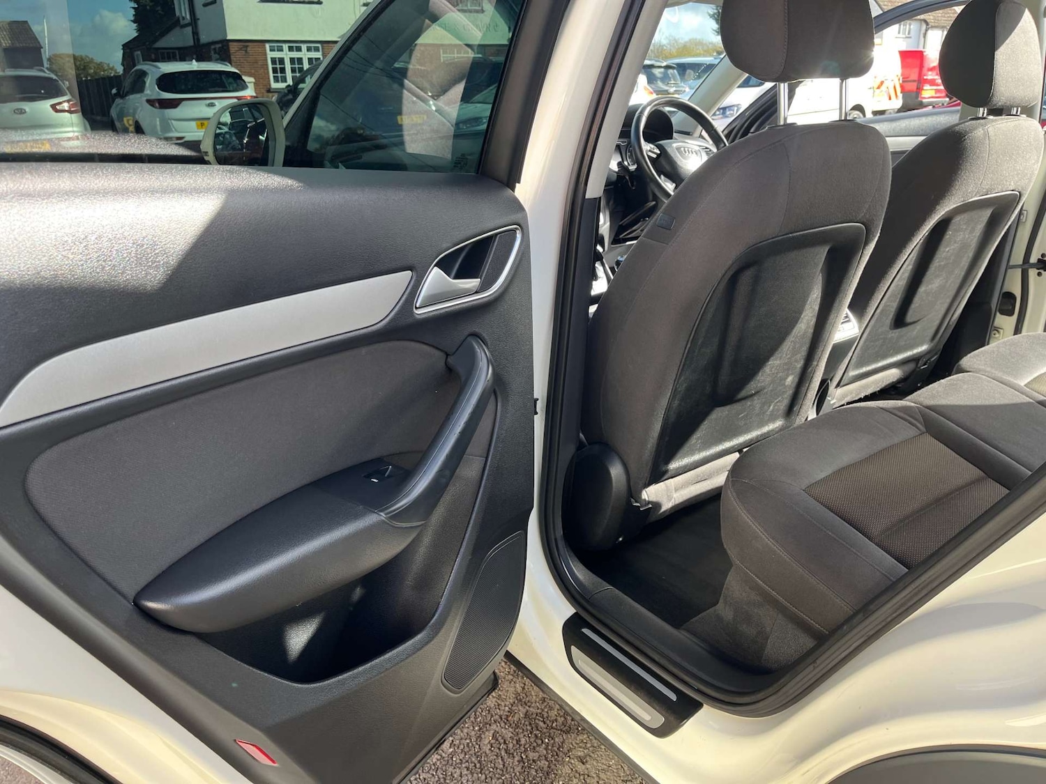 Used Audi Q3 2012 for sale - 76363969: Photo 34