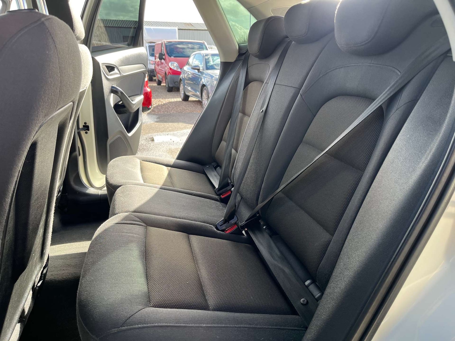 Used Audi Q3 2012 for sale - 76363969: Photo 35