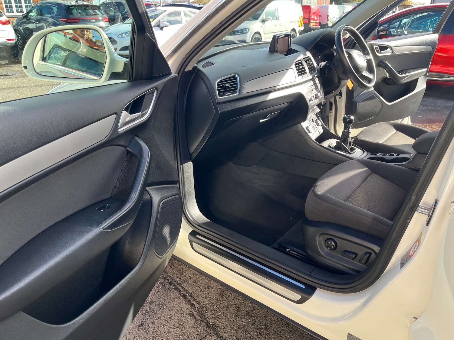 Used Audi Q3 2012 for sale - 76363969: Photo 37