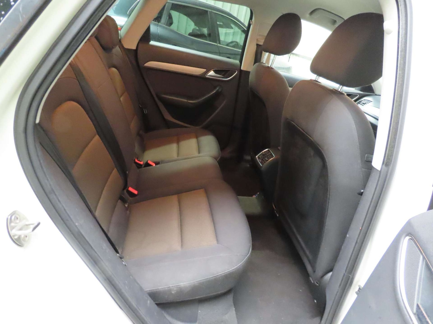 Used Audi Q3 2012 for sale - 76363969: Photo 6