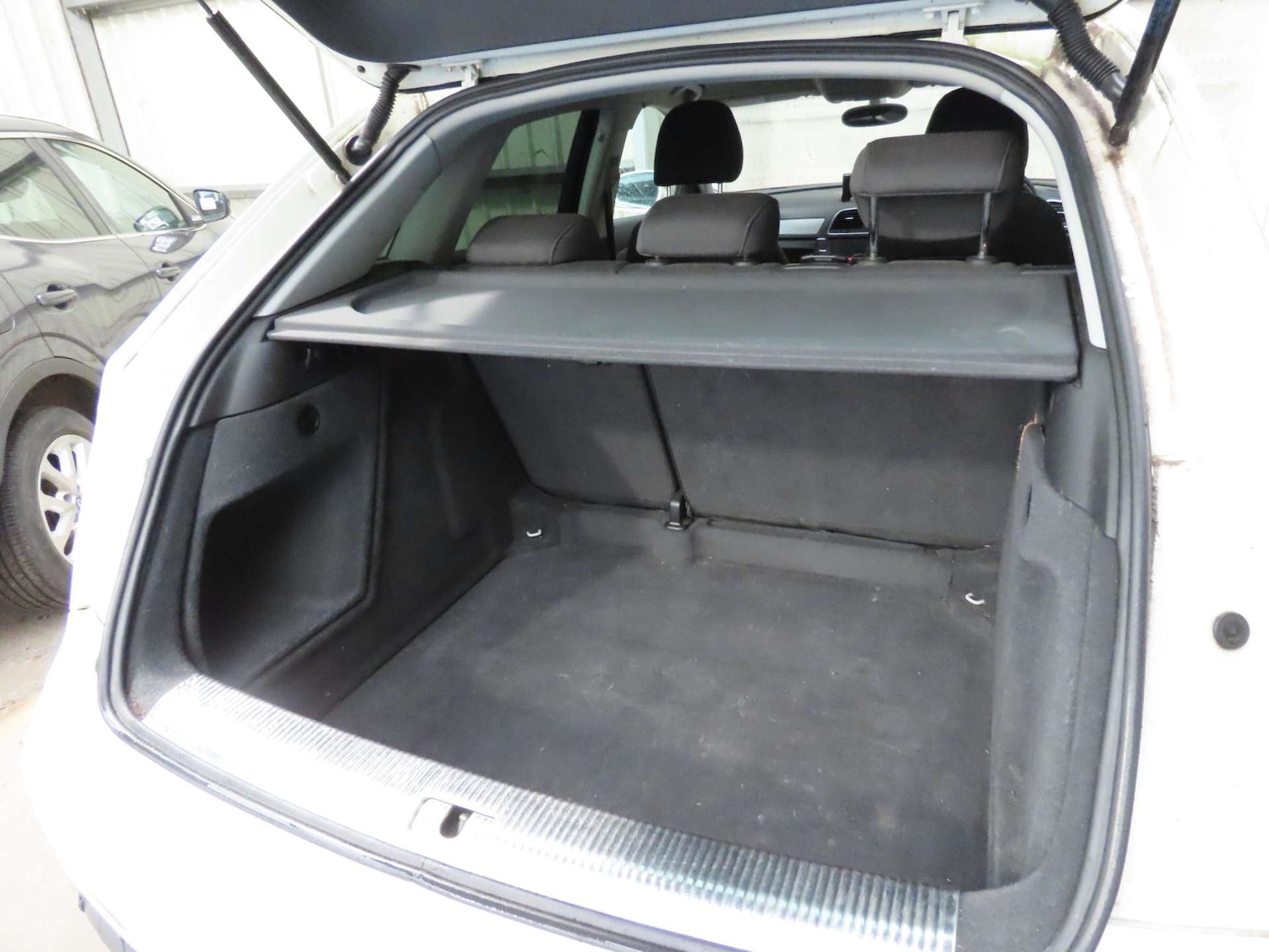 Used Audi Q3 2012 for sale - 76363969: Photo 9
