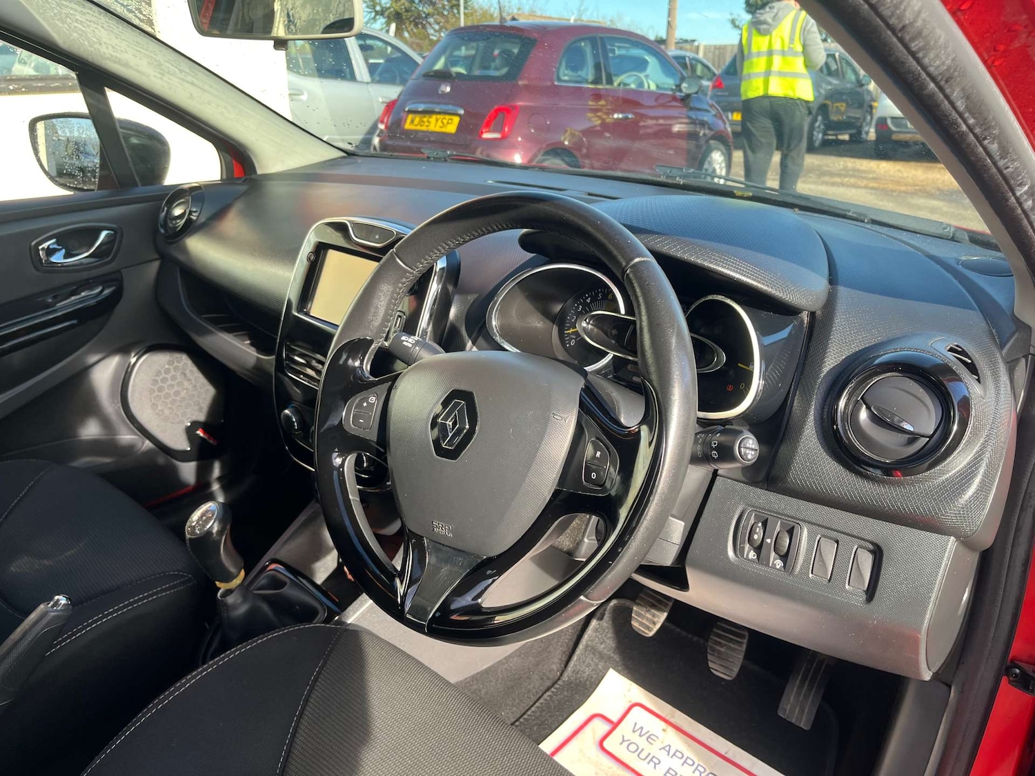 Used Renault Clio 2014 for sale - 76414886: Photo 18