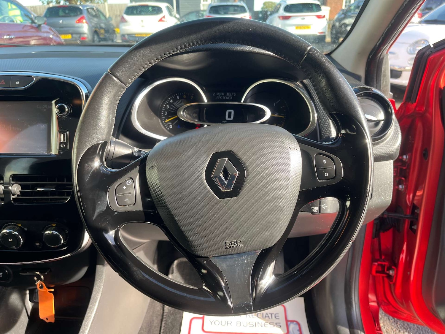 Used Renault Clio 2014 for sale - 76414886: Photo 19