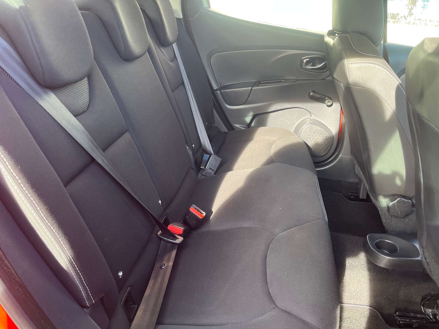 Used Renault Clio 2014 for sale - 76414886: Photo 29