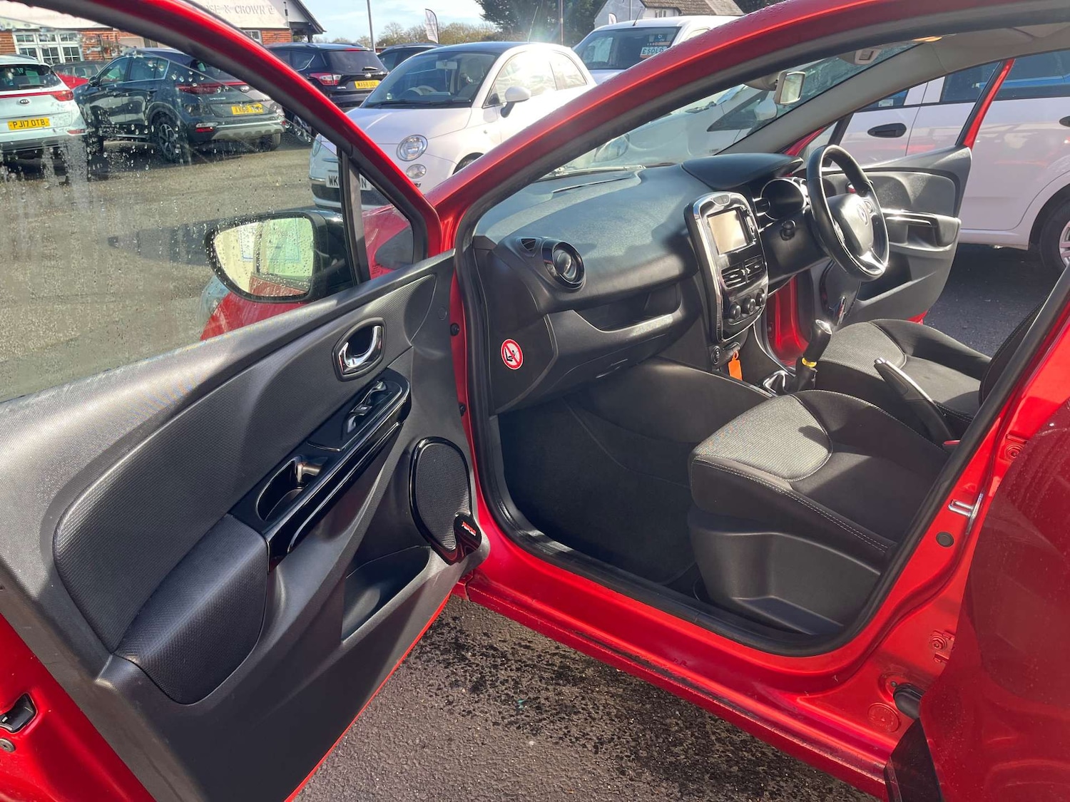 Used Renault Clio 2014 for sale - 76414886: Photo 37