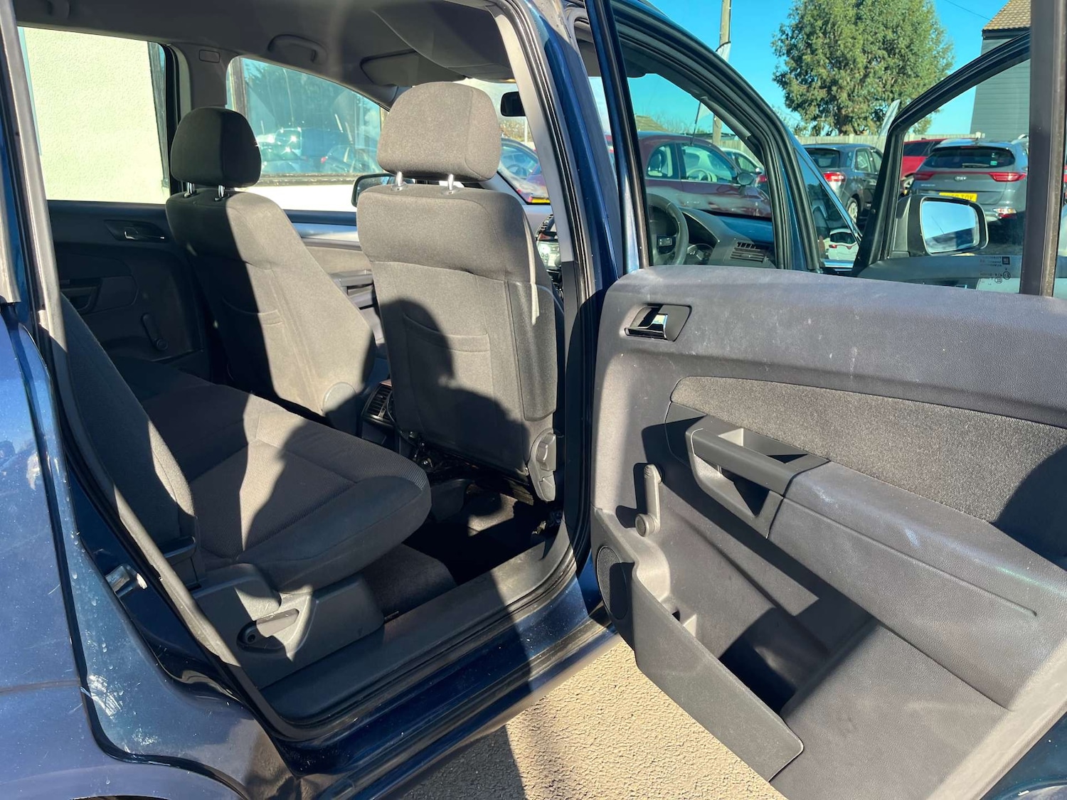 Used Vauxhall Zafira 2011 for sale - 76651377: Photo 28