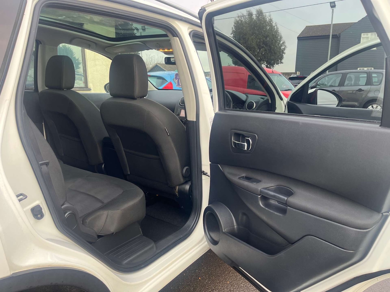 Used Nissan Qashqai+2 2012 for sale - 77380647: Photo 30