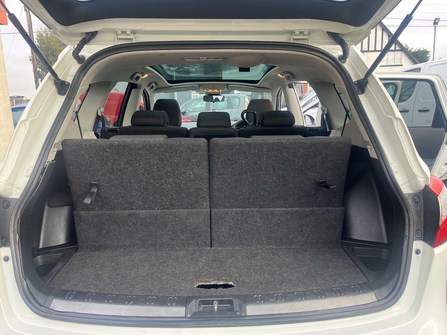 Used Nissan Qashqai+2 2012 for sale - 77380647: Photo 36