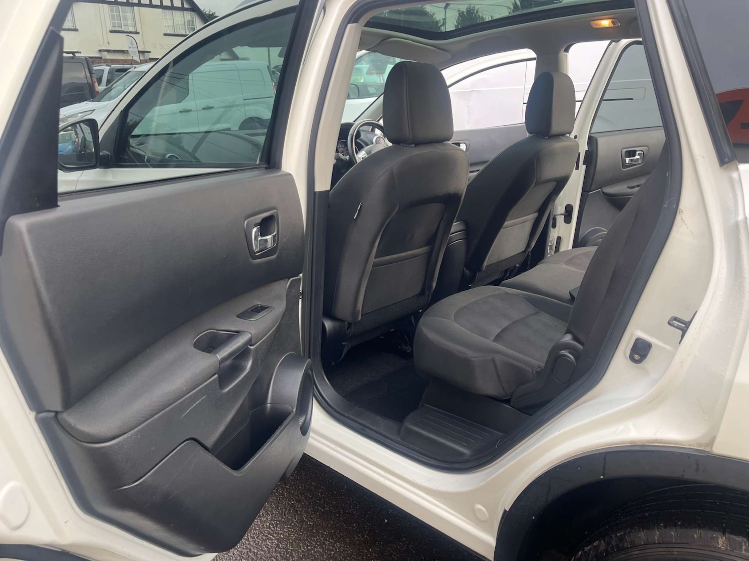 Used Nissan Qashqai+2 2012 for sale - 77380647: Photo 39