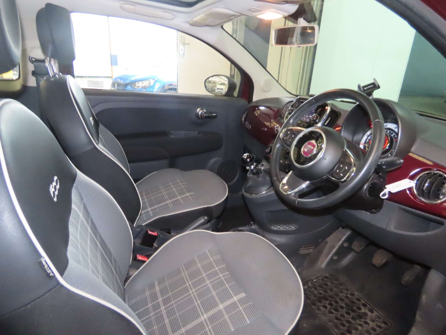 Used Fiat 500 2015 for sale - 78152296: Photo 2