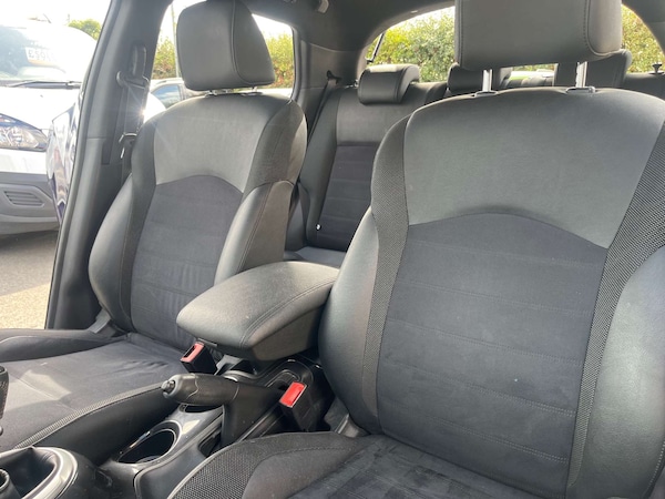 Used Nissan Juke 2016 for sale - 75643002: Photo 42