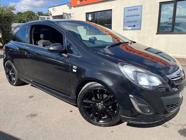 Used Vauxhall Corsa 2013 for sale - 75068402: Photo 2