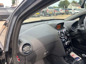 Used Vauxhall Corsa 2013 for sale - 75068402: Photo