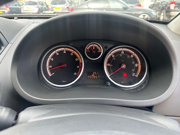 Used Vauxhall Corsa 2013 for sale - 75068402: Photo