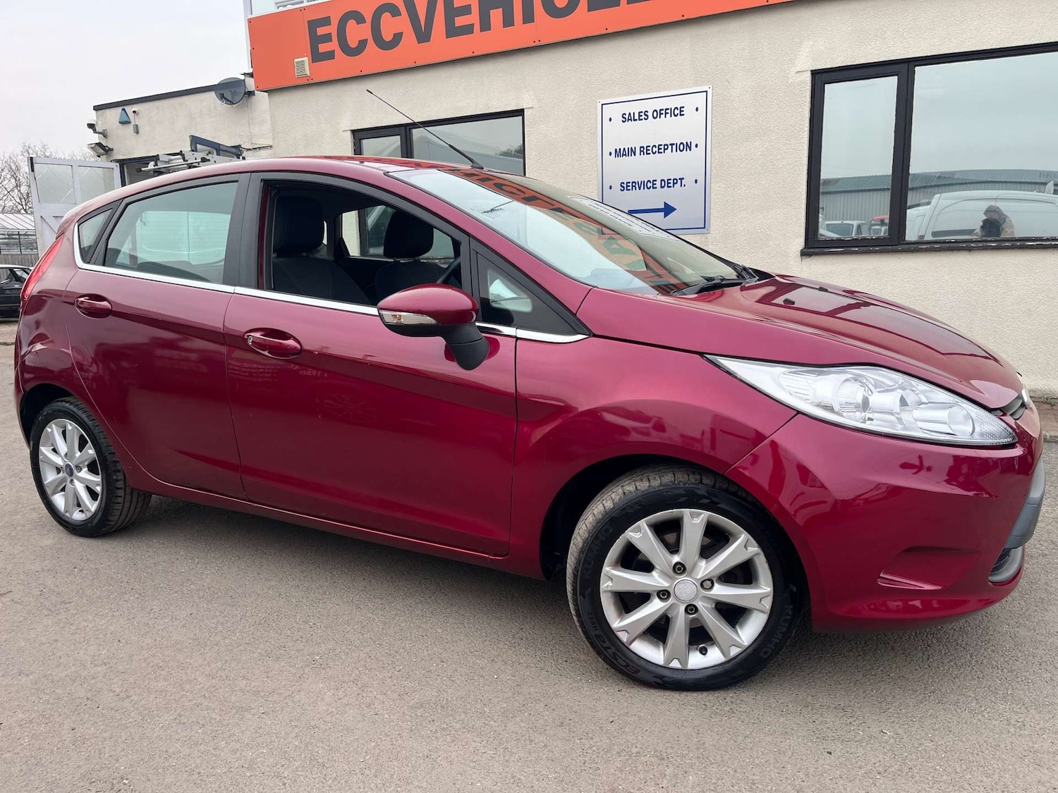 Used Ford Fiesta 2009 for sale - 77989926: Photo 2