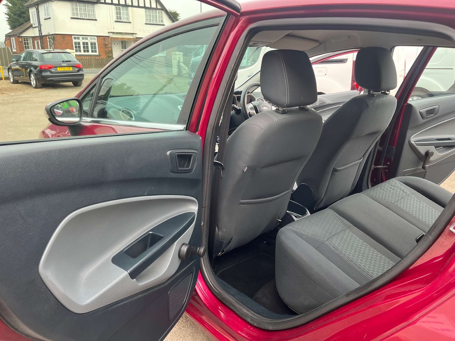 Used Ford Fiesta 2009 for sale - 77989926: Photo 33