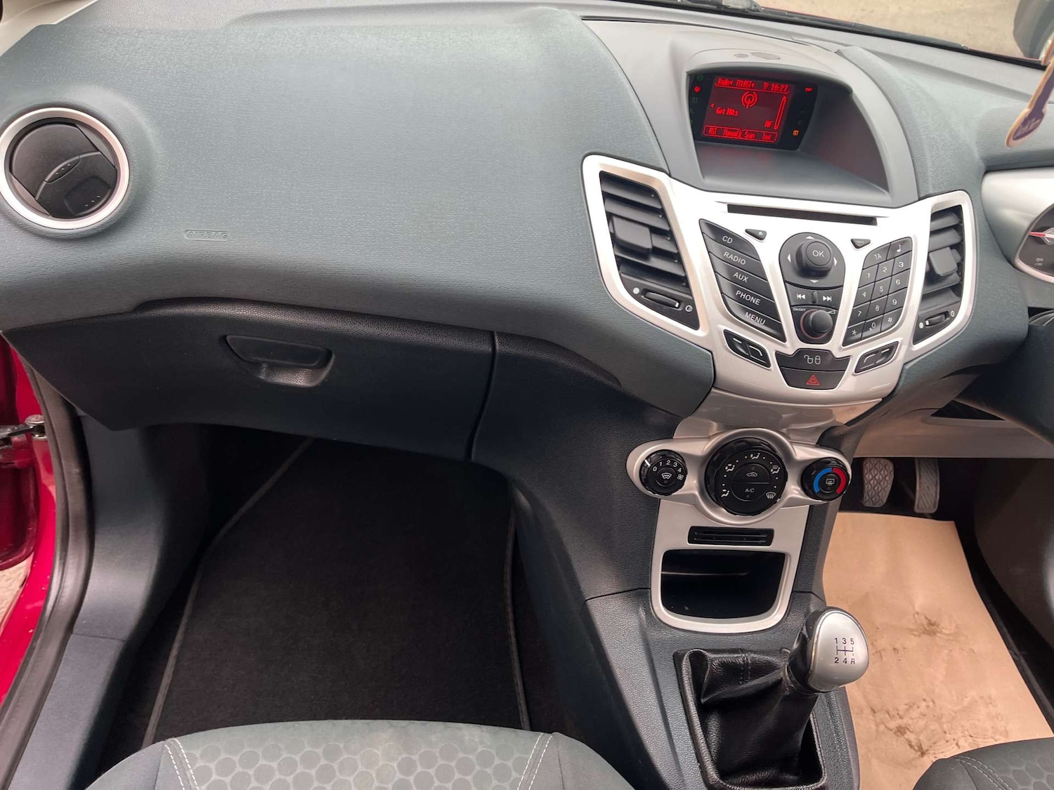 Used Ford Fiesta 2009 for sale - 77989926: Photo 39