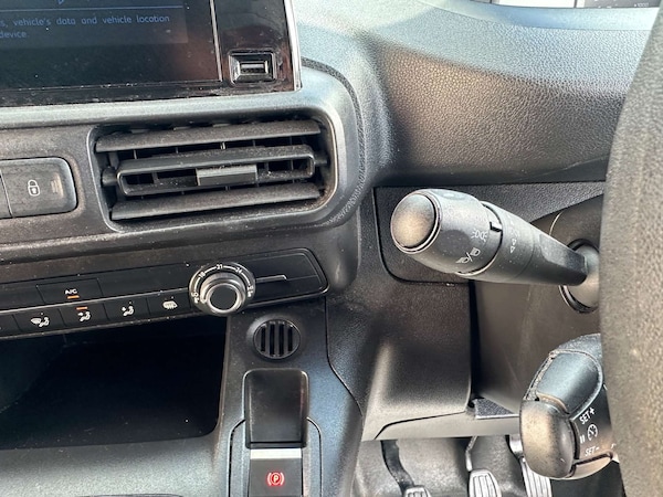 Used Peugeot Partner 2020 for sale - 75639979: Photo 30