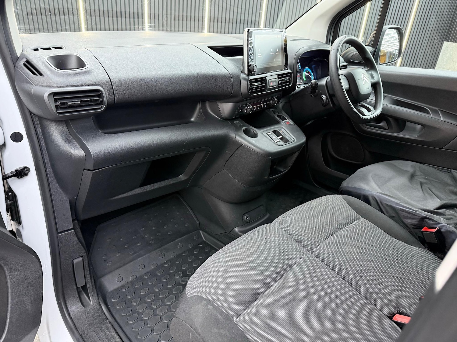 Used Citroen Berlingo 2022 for sale - 76692931: Photo 31