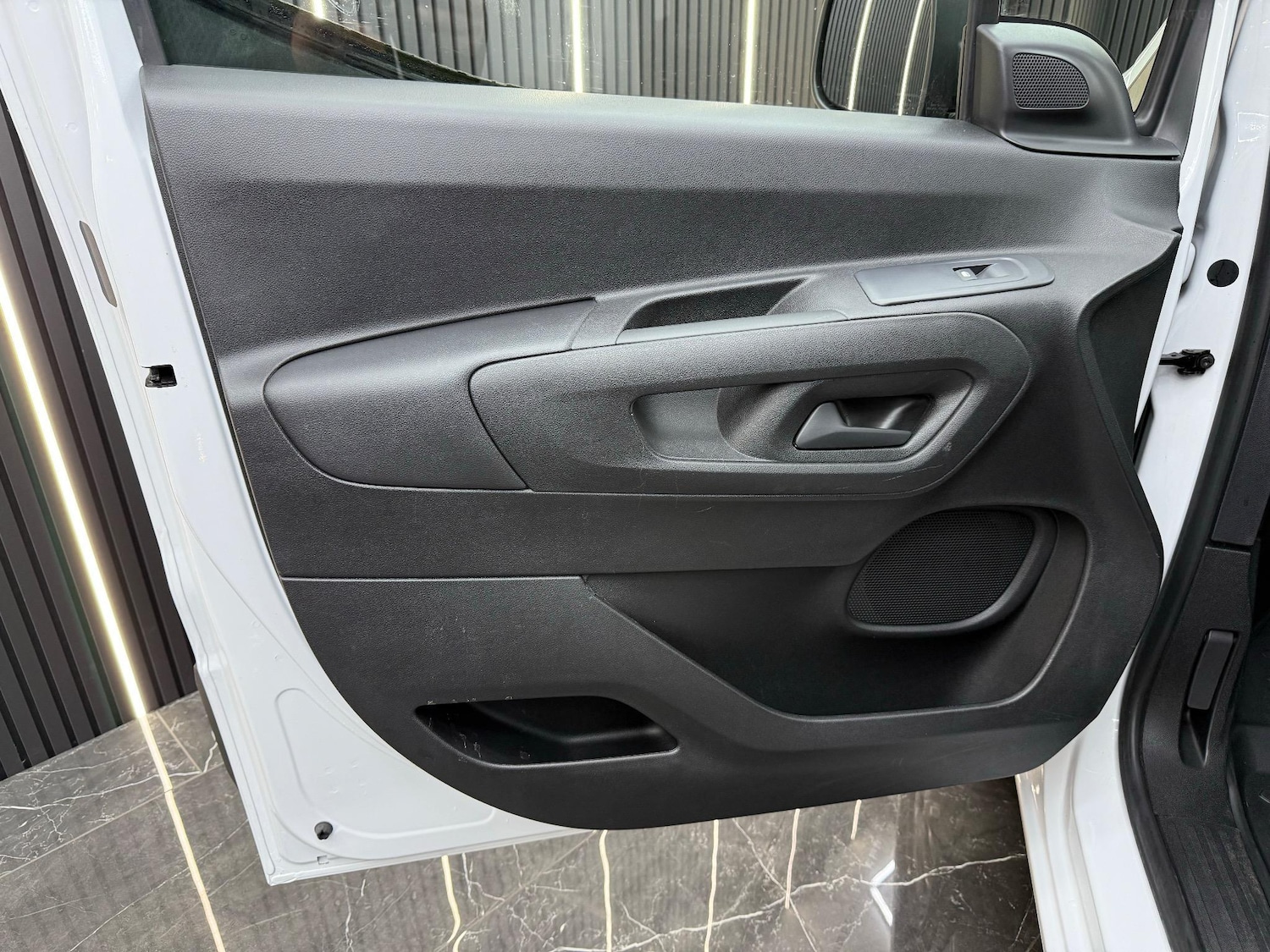 Used Citroen Berlingo 2022 for sale - 76692931: Photo 32