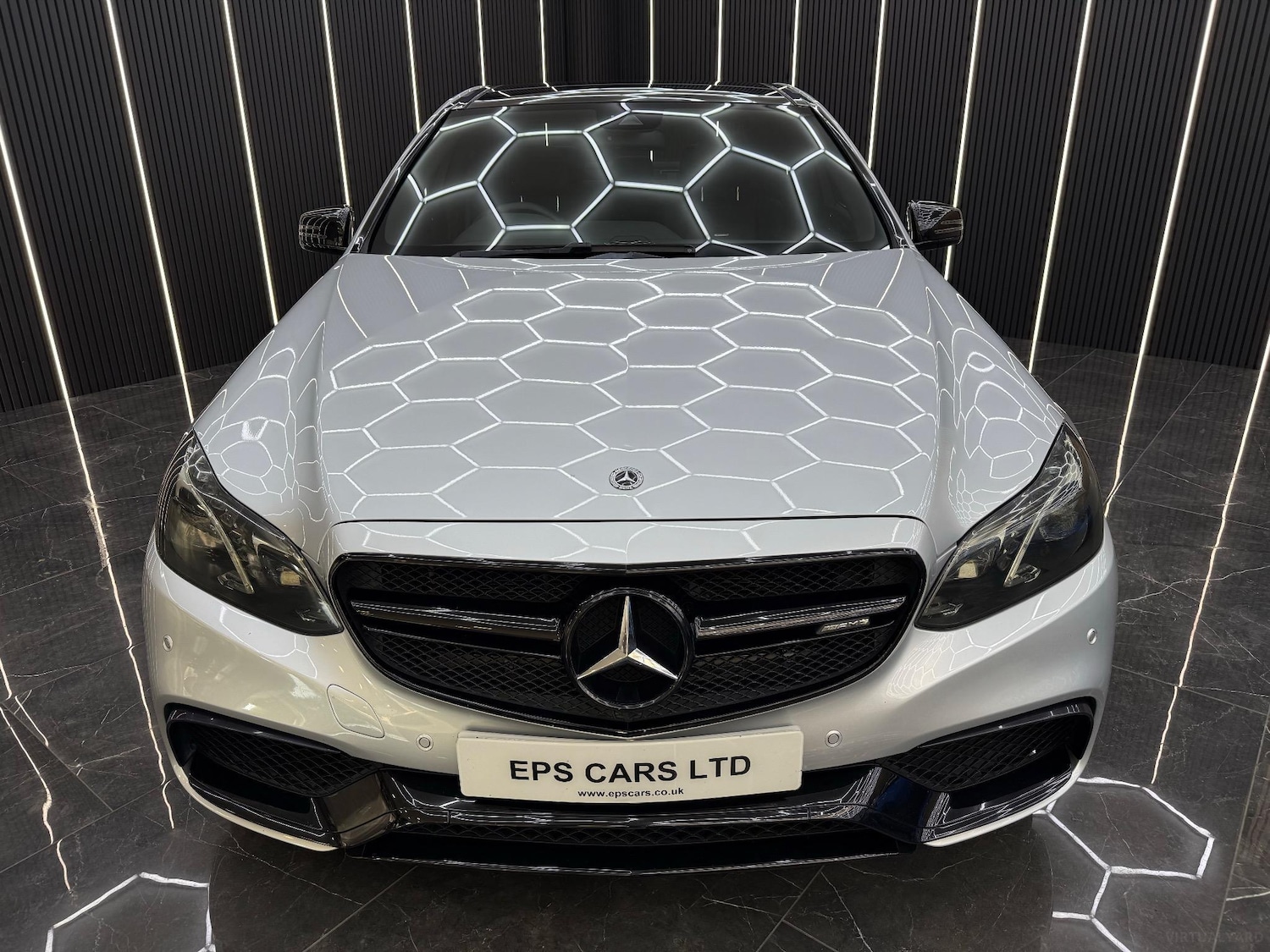 Used Mercedes-Benz E Class 2015 for sale - 76692913: Photo 4