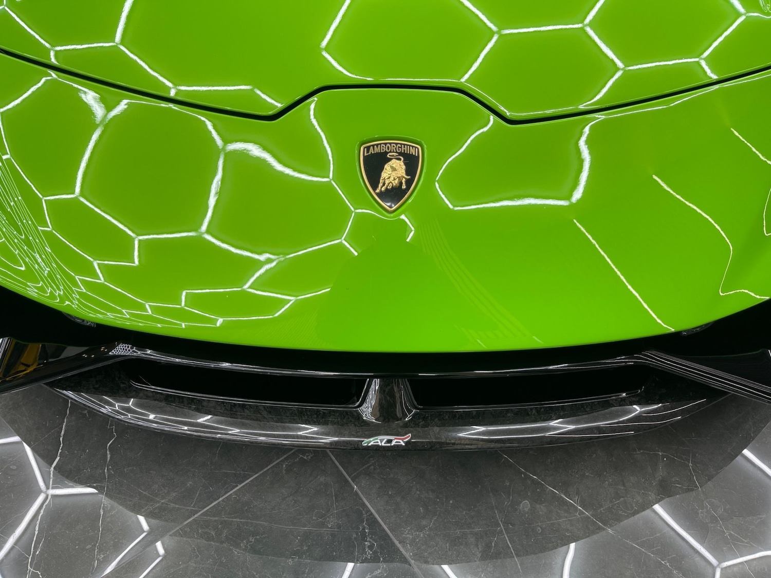 Used Lamborghini Huracan 2019 for sale - 76692912: Photo 34