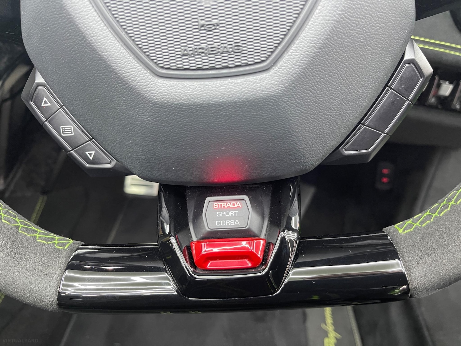 Used Lamborghini Huracan 2019 for sale - 76692912: Photo 43