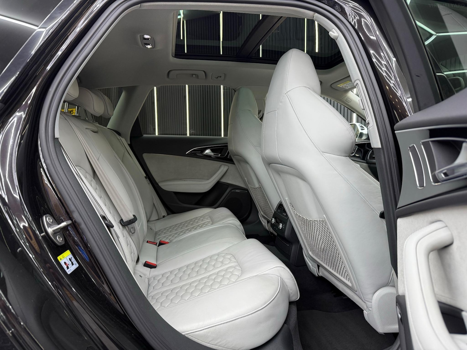 Used Audi RS6 2016 for sale - 76957070: Photo 13