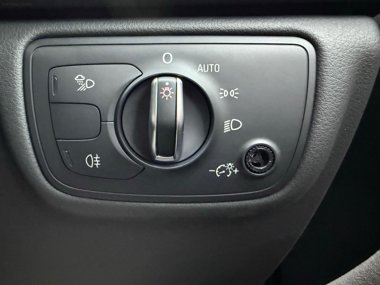 Used Audi RS6 2016 for sale - 76957070: Photo 31