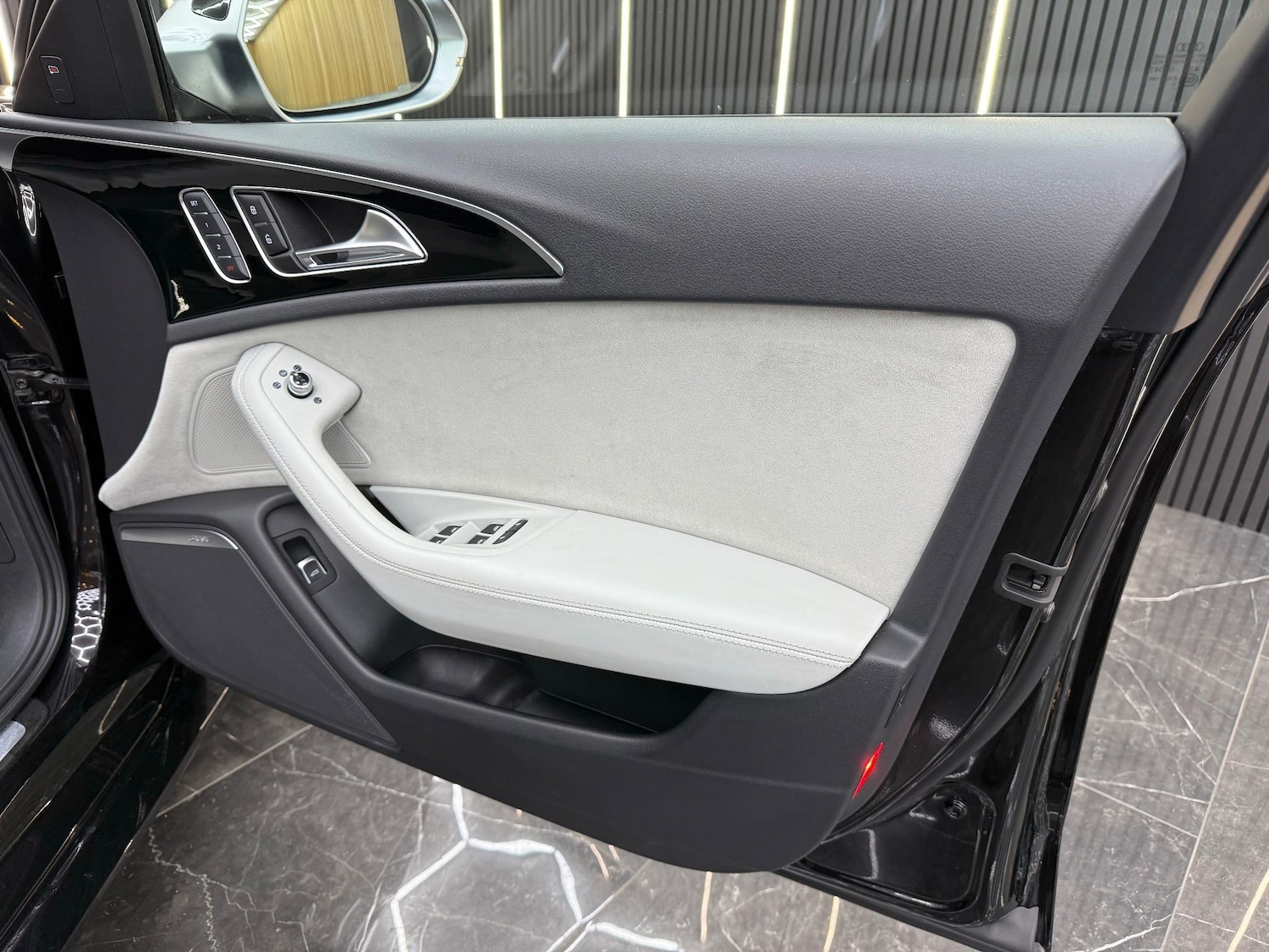 Used Audi RS6 2016 for sale - 76957070: Photo 42