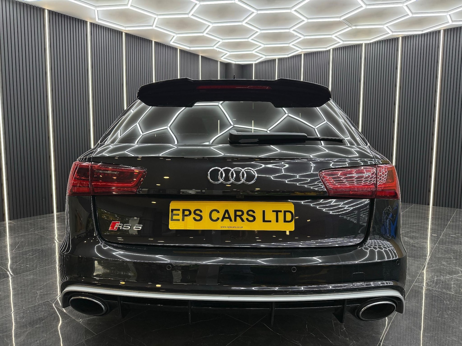 Used Audi RS6 2016 for sale - 76957070: Photo 5