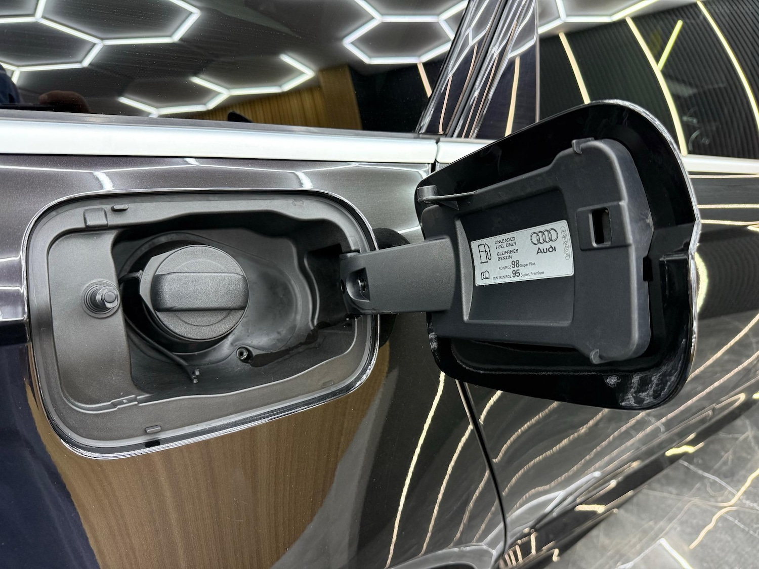 Used Audi RS6 2016 for sale - 76957070: Photo 50