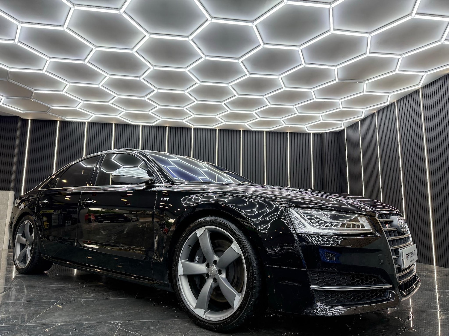 Used Audi A8 2016 for sale - 76692911: Photo 1