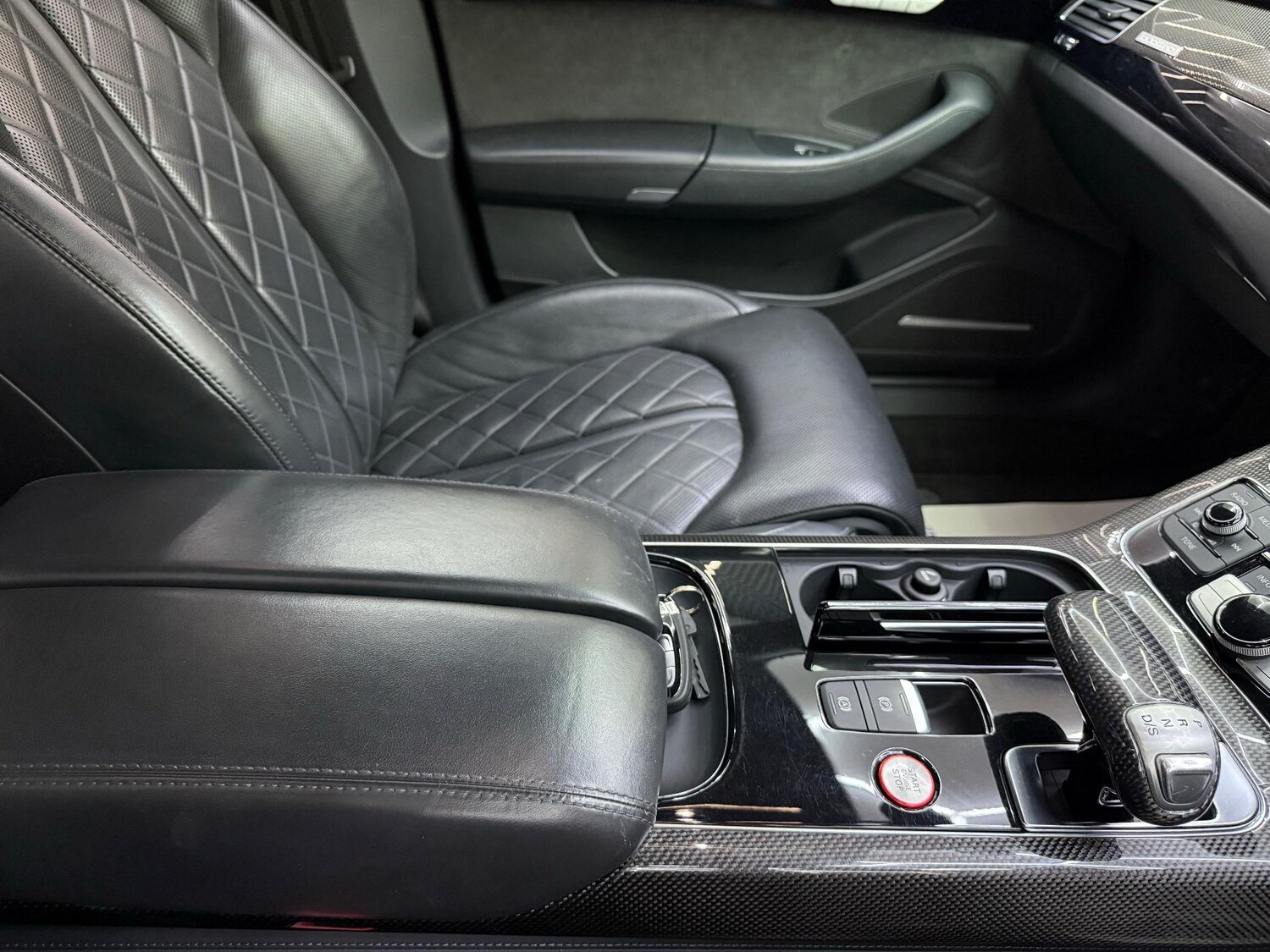 Used Audi A8 2016 for sale - 76692911: Photo 15