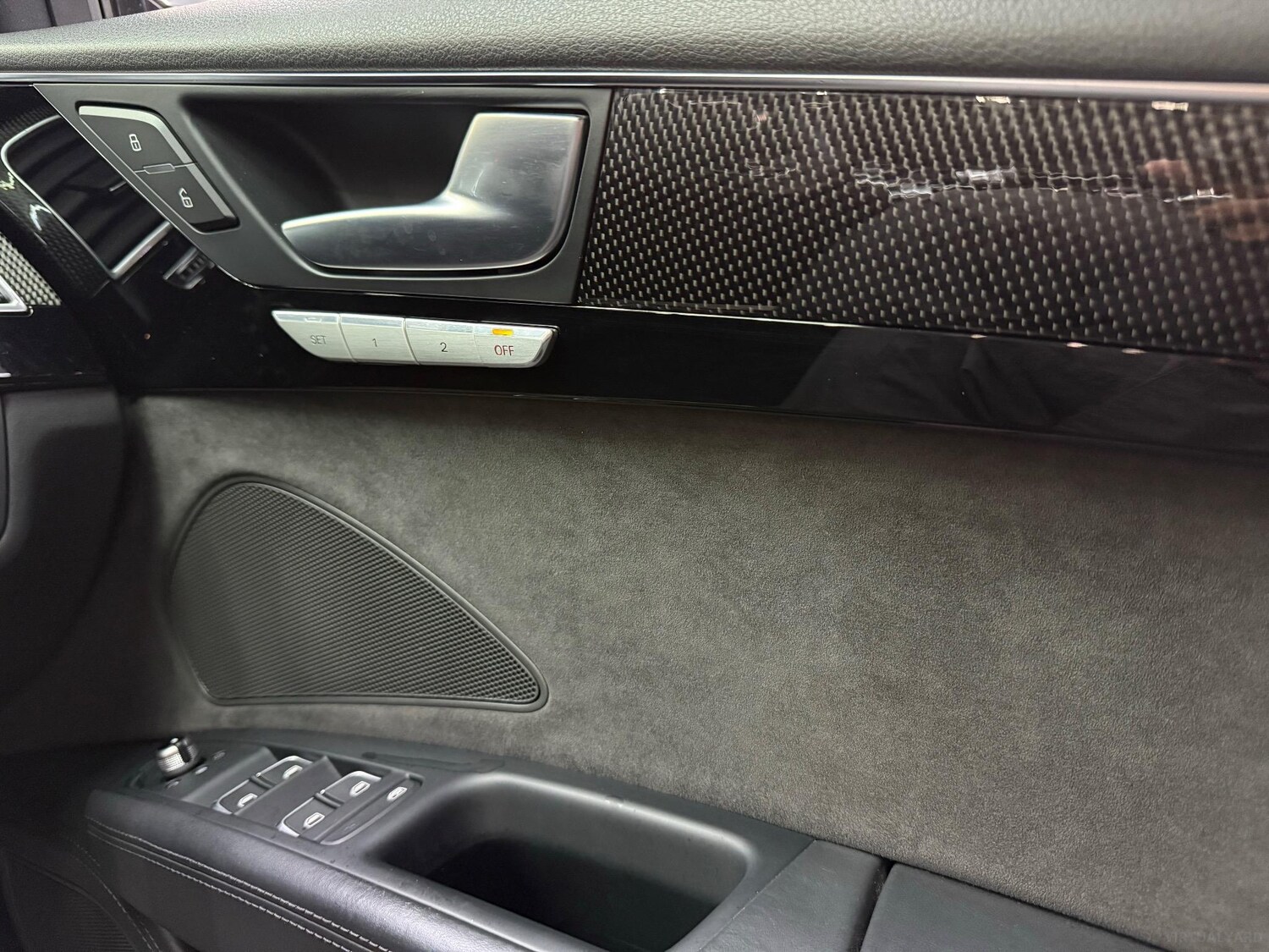 Used Audi A8 2016 for sale - 76692911: Photo 25