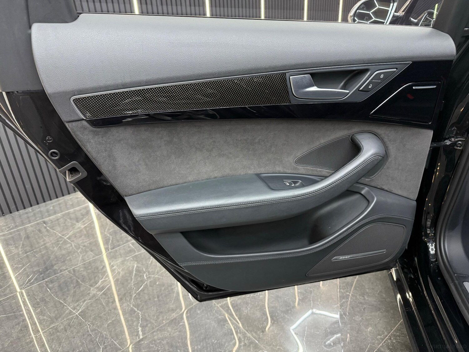 Used Audi A8 2016 for sale - 76692911: Photo 36