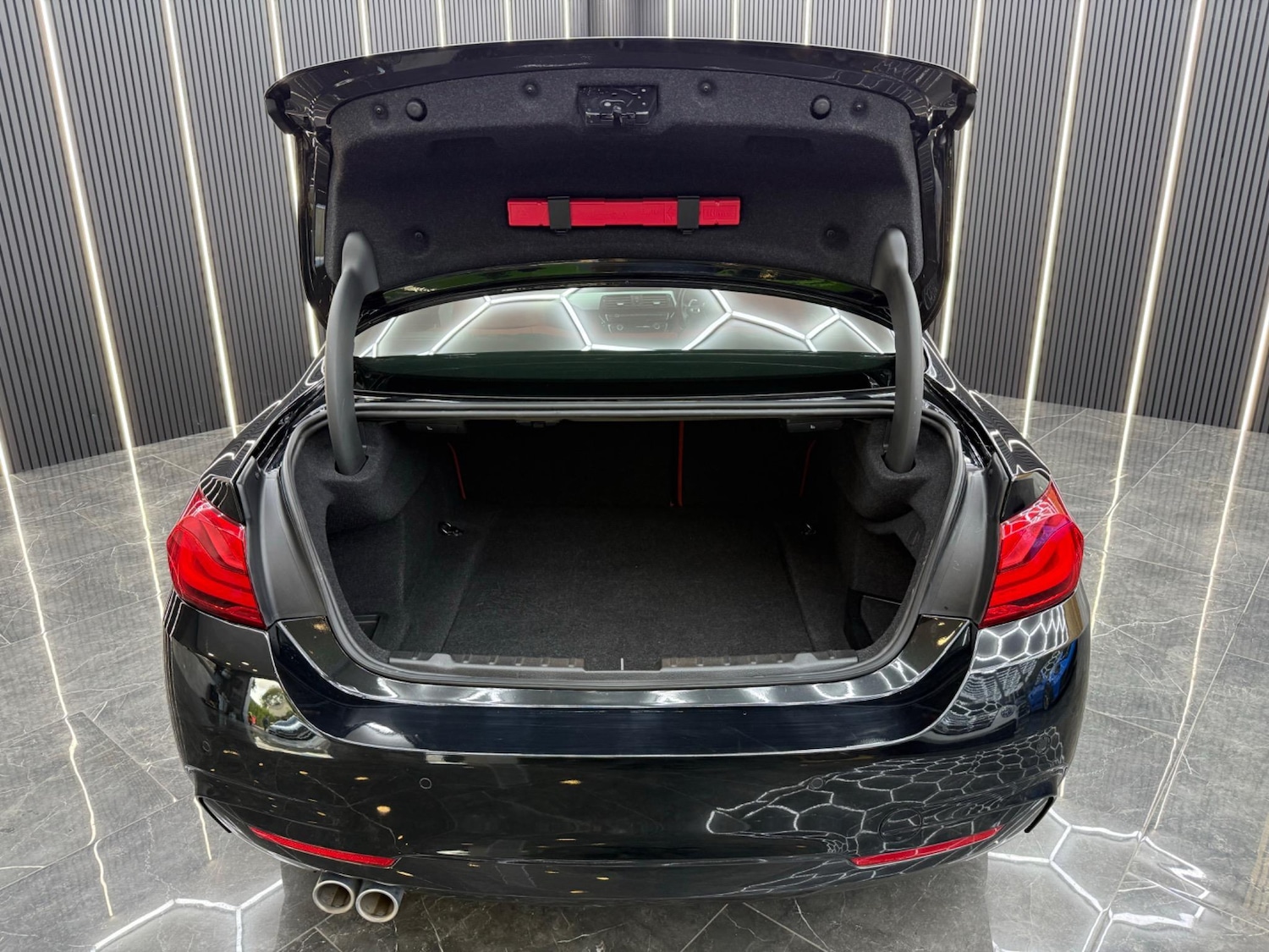 Used BMW 4 Series 2018 for sale - 76692915: Photo 9